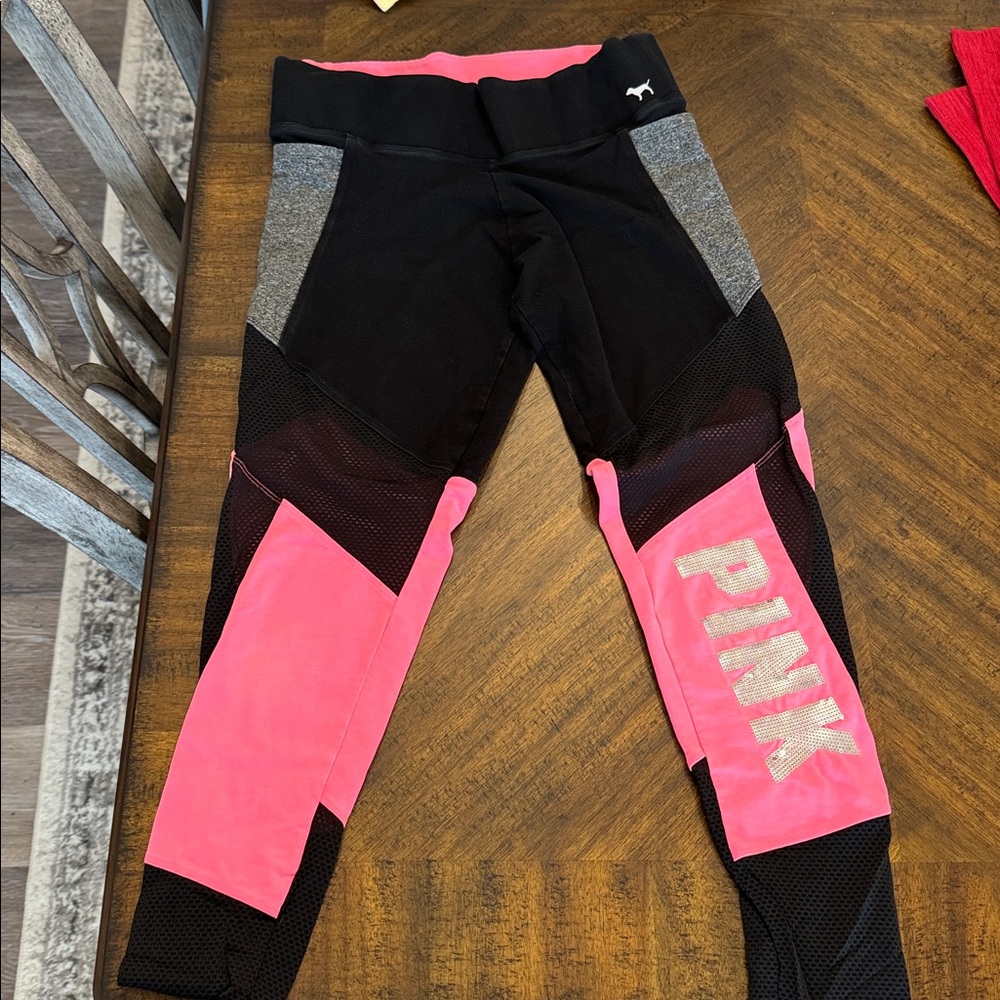 Victoria’s Secret PINK sequins yoga pants Sz.medium